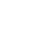 Abstrakt design av sorte og hvite geometriske former i kontrast.