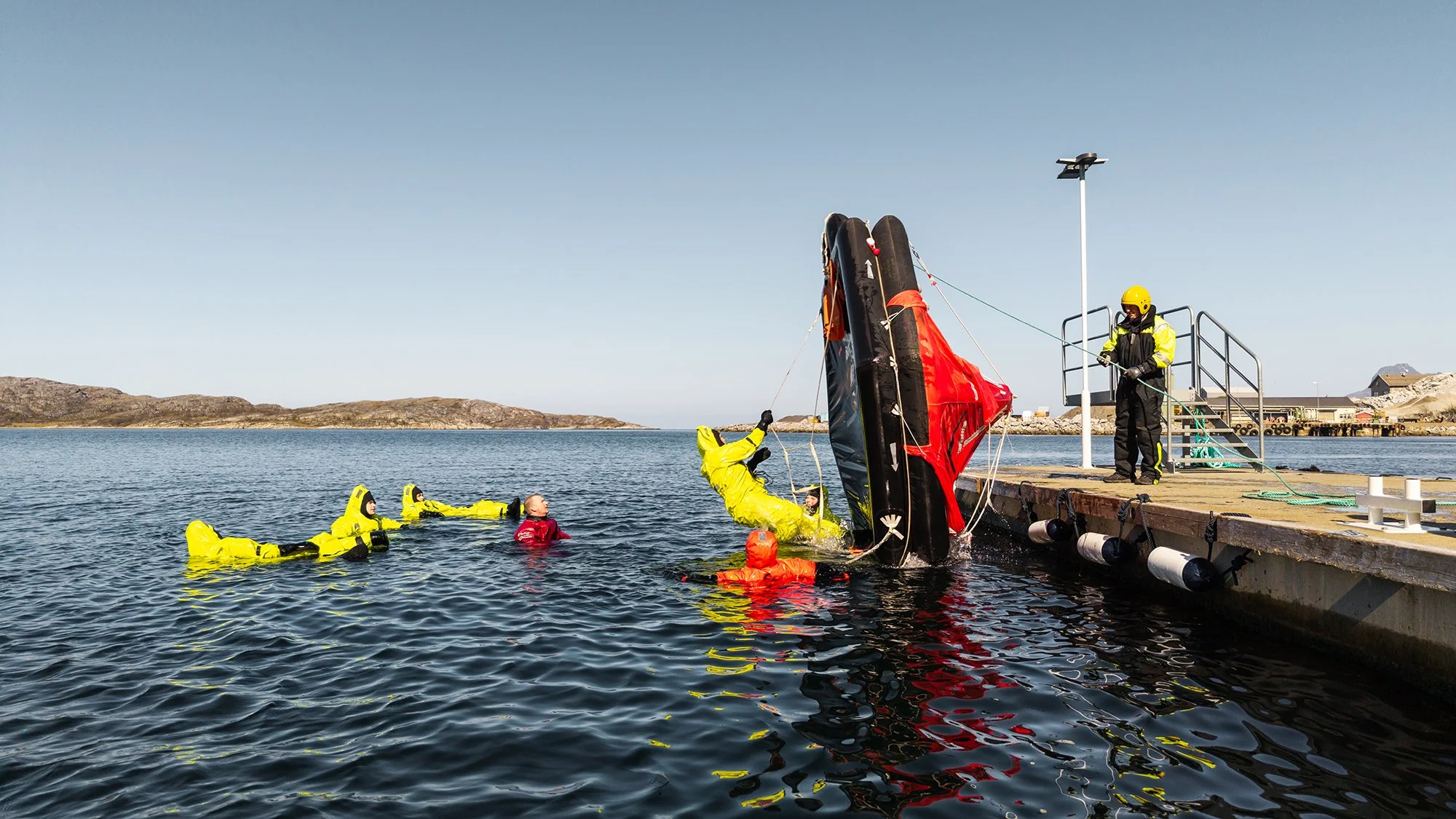 Grunnleggende sikkerhetsopplæring for sjøfolk med e-læring