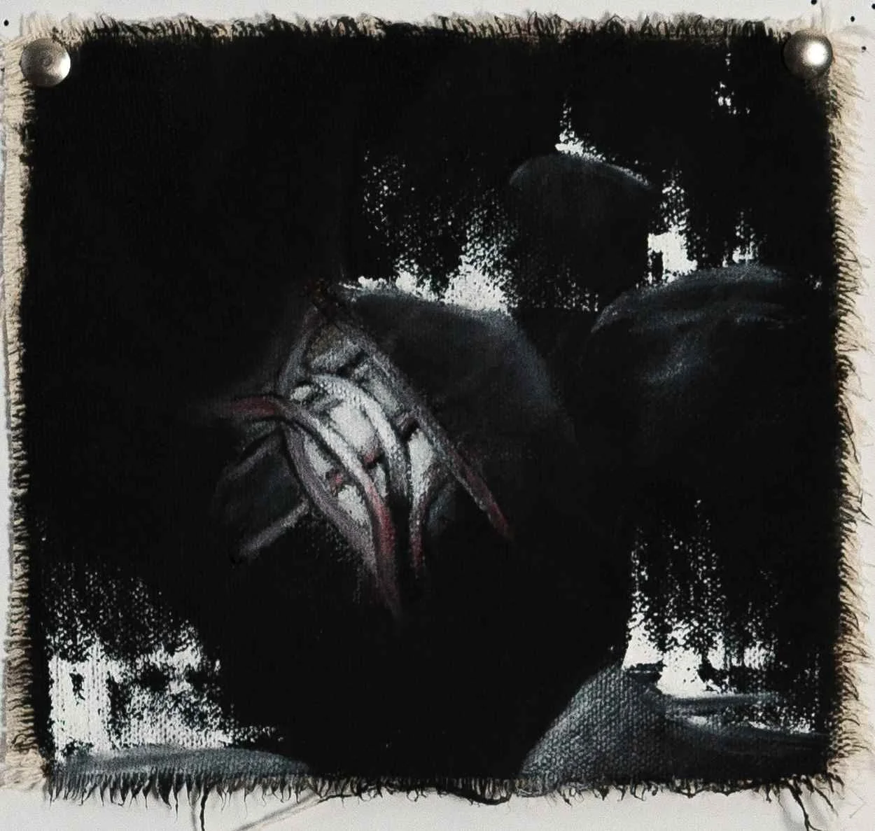 Ohne Titel,
Kohle, Wachs, Bleistift und Öl auf Leinwand,
15cm x 16cm,
2024