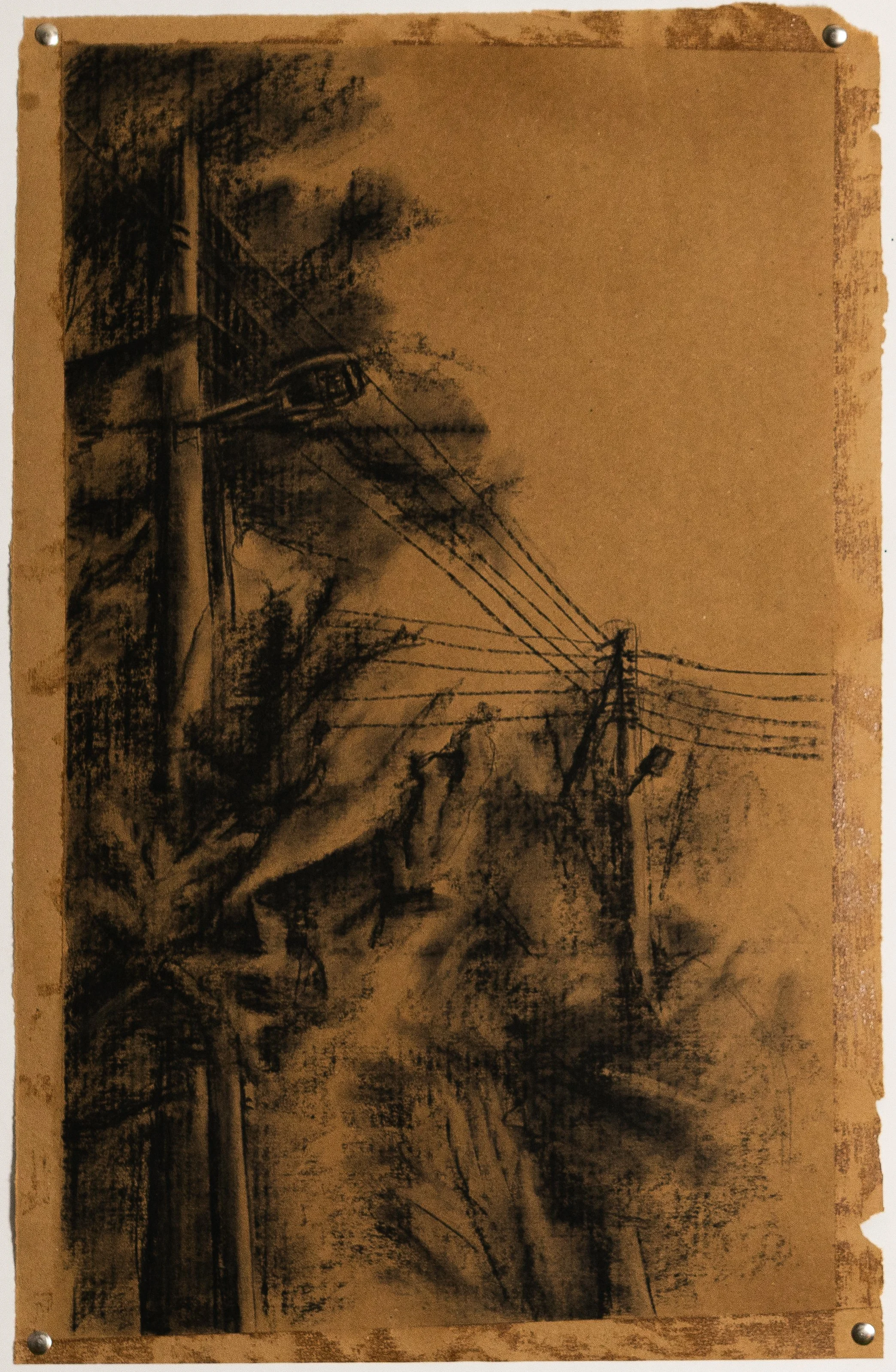 Strommasten,
Kohle auf Packpapier/Frottage,
55cm x 36cm,
2024