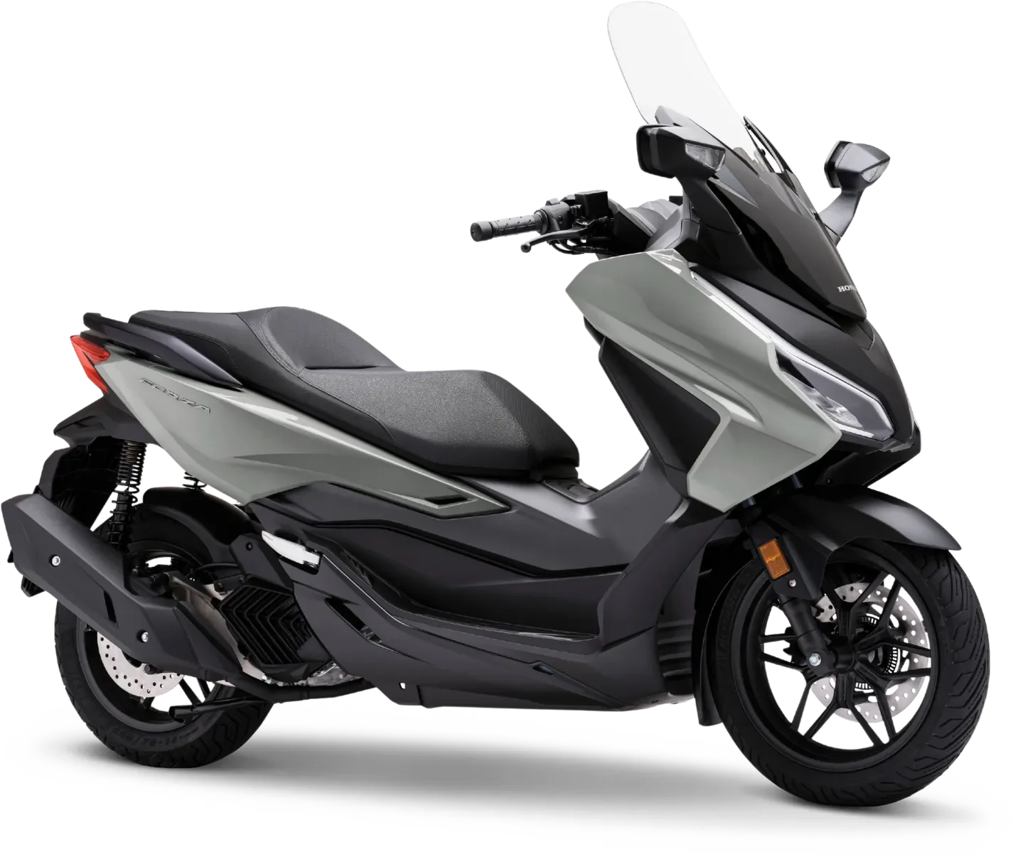 Photo studio du scooter Honda Forza 125 2026 gris, vue de trois-quart