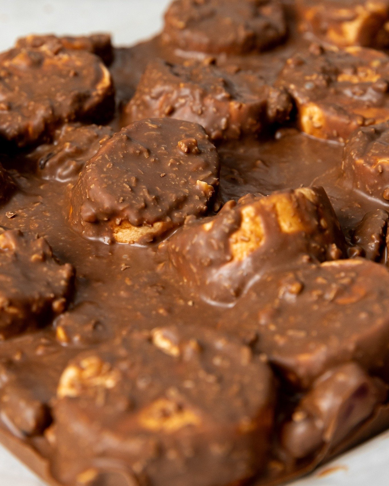 So gooey, so good, and 100% worth it 🍫😋

Find us at 48 Orchard Street, Hawthorne
Come, treat yourself to a world of sweetness!