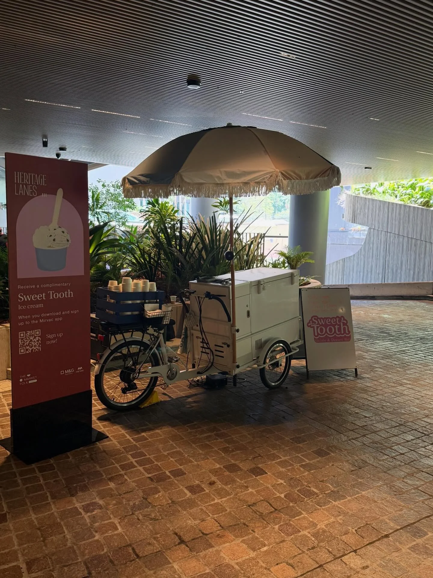 Book sweet tooth gelato bike for your next event 
DM US today to create your custom package. 
#sweettooth #gelato #corporate