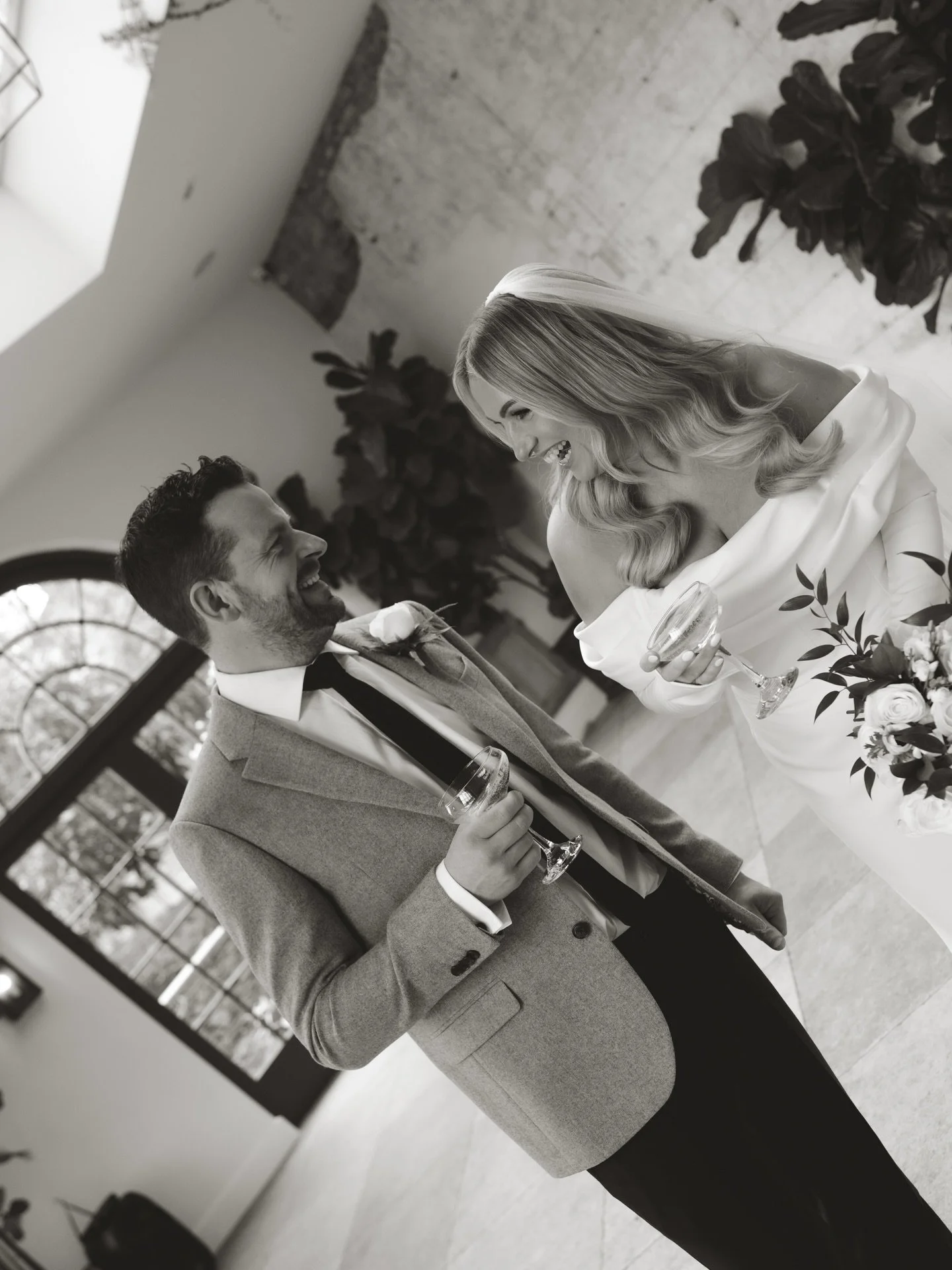 A preview of V &amp; D&rsquo;s intimate celebration at the always glorious @middletonlodge.

A mix of 35mm film &amp; digital. 

Venue @middletonlodge 
Hair @hairbykelsey_1 
Make up @frankiefalkingham 
Singer @connorwalshweddingsinger 
DJ @dj_markgre