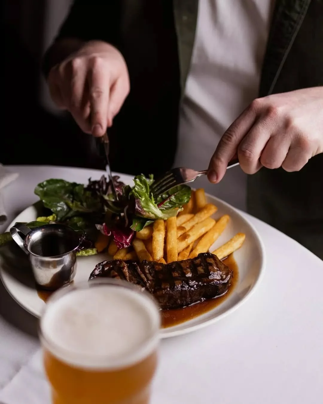 Steak night at The Castle. Every Wednesday, we serve porterhouse steak with chips, salad, and sauce for $25.

Perfect for midweek catch-ups or beating the hump day blues. Walk-ins welcome. Bookings recommended.