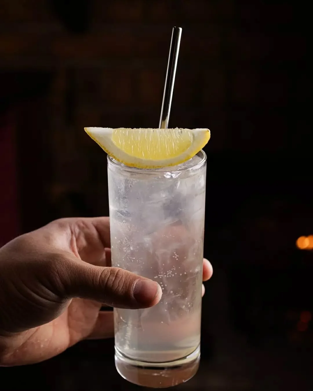 Knock-off with an afternoon cocktail. Peach Prince with gin and citrus.