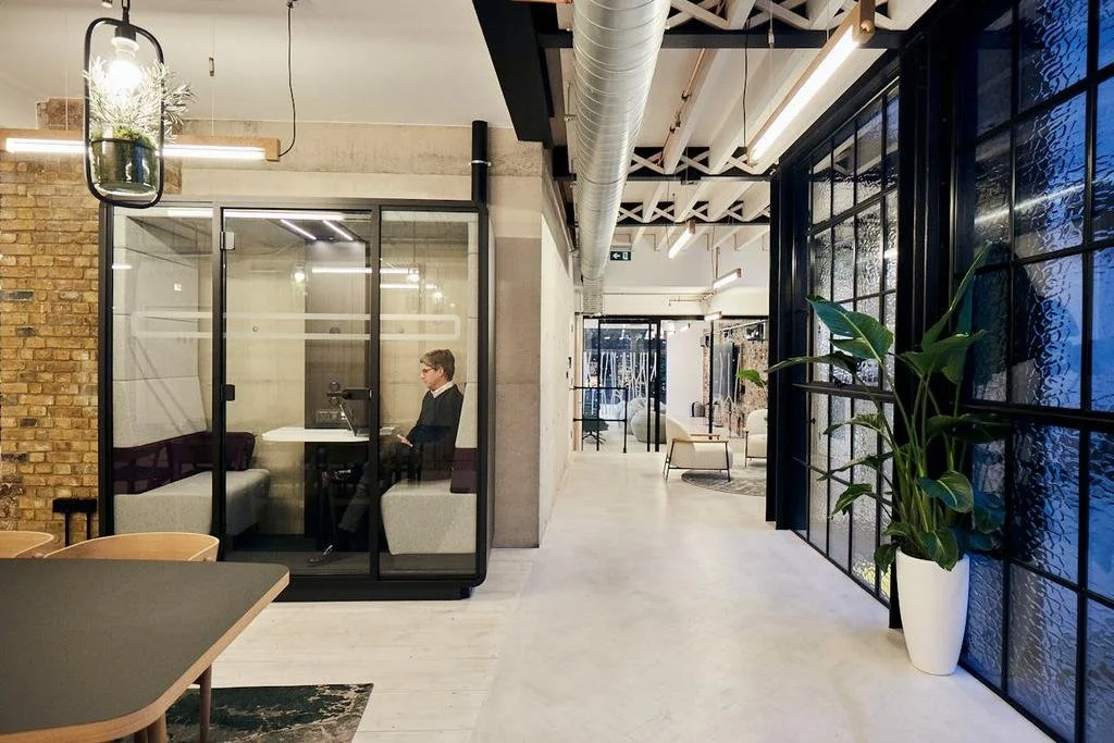 A UK Headquarters for a Fast-Scaling New York AI Business