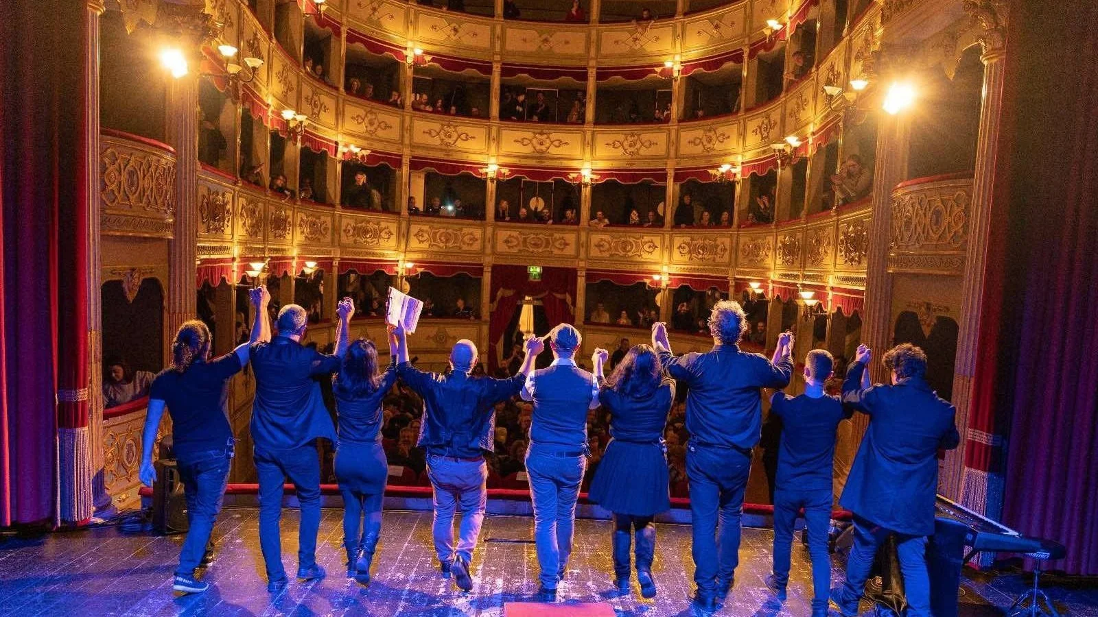 Improshow Musicale al Teatro Paisiello di Lecce per la rassegna di improvvisazione teatrale Improvviva