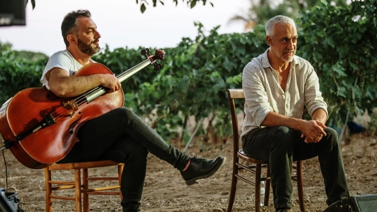 In Marcia. Appunti di un esodo con Fabrizio Saccomanno e Redi Hasa per Unica