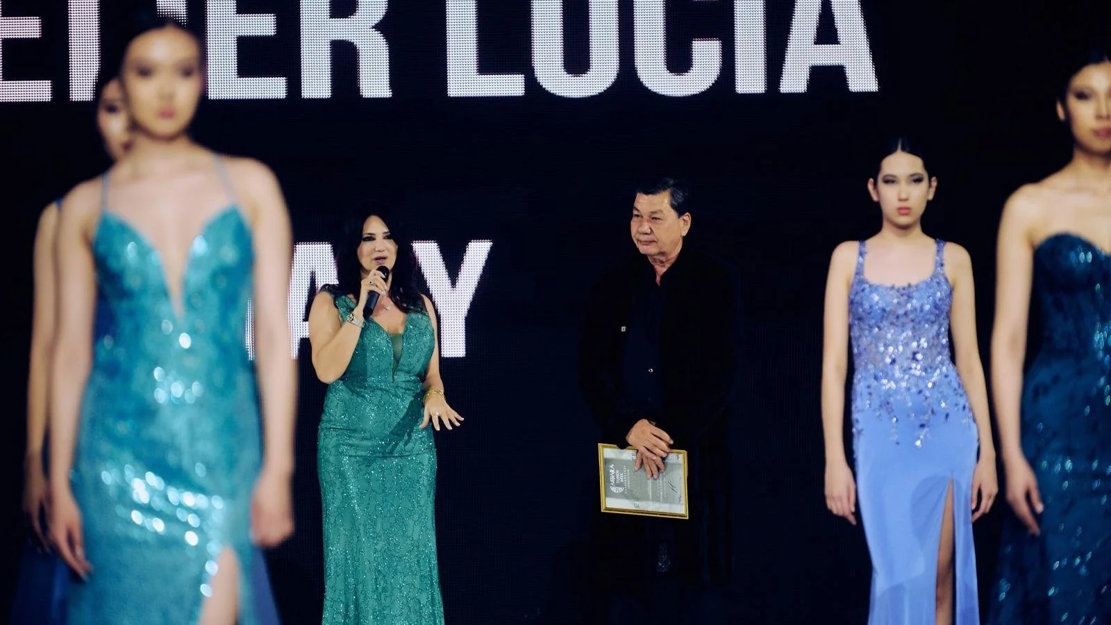 Pulispiagge: a Lecce alta moda e arte si mettono in moto