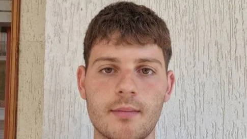 Stefano Mascialino entra in ruolo a 20 anni