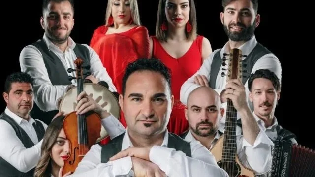 I Calanti e gli Alla Bua sul palcoscenico di Piazza Duomo, per una serata all’insegna della pizzica