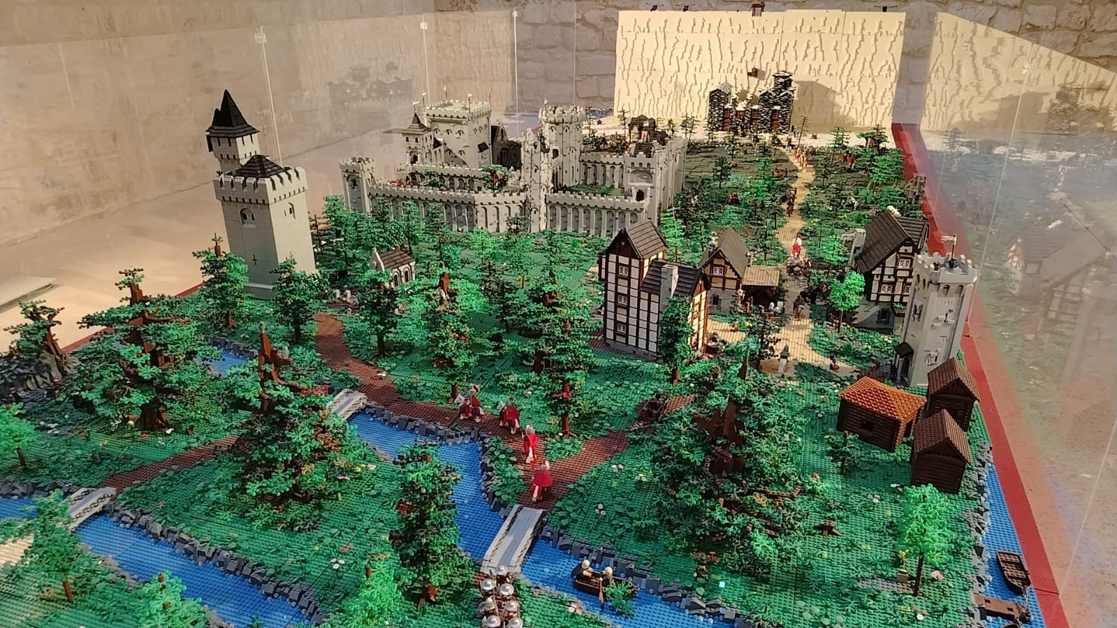 WhatsApp Image 2025-08-11 at 13.17.31 (1).jpeg