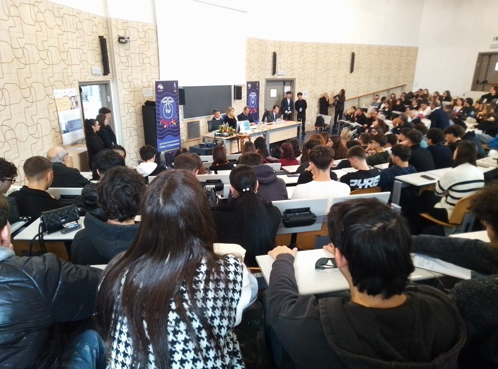 WhatsApp Image 2025-12-05 at 21.17.00.jpeg