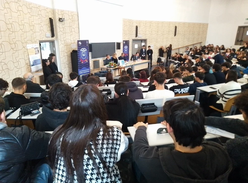 WhatsApp Image 2025-12-05 at 21.17.00.jpeg