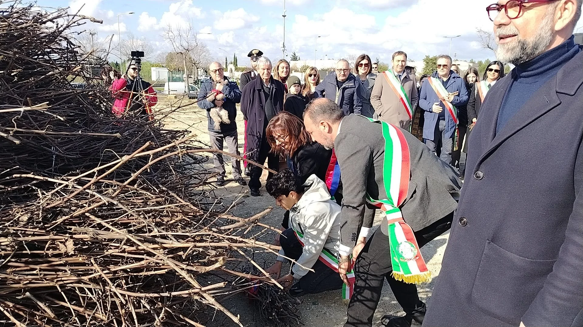 WhatsApp Image 2025-12-15 at 08.45.45 (2).jpeg