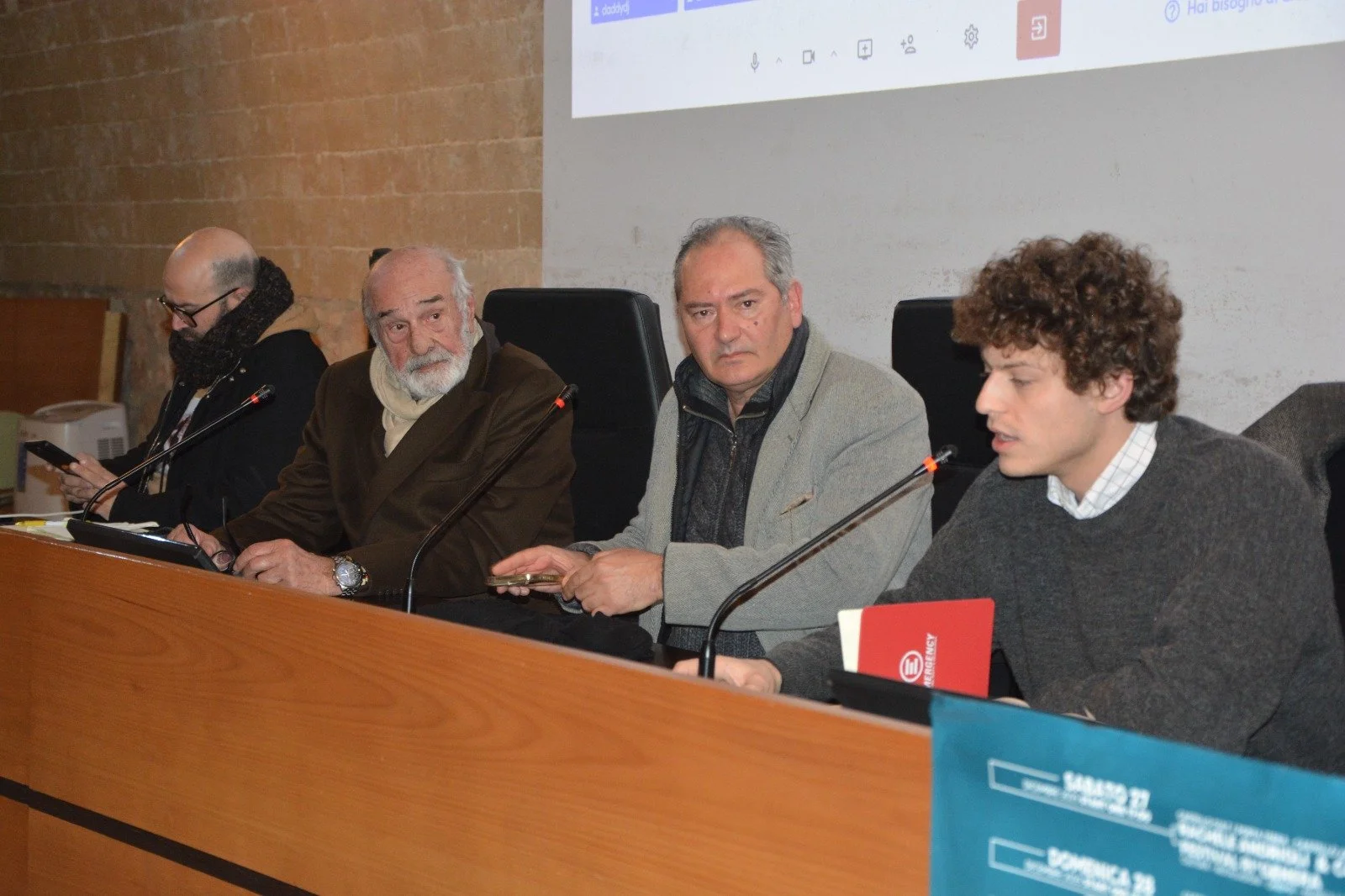 Tra due mari, una scelta: il dialogo