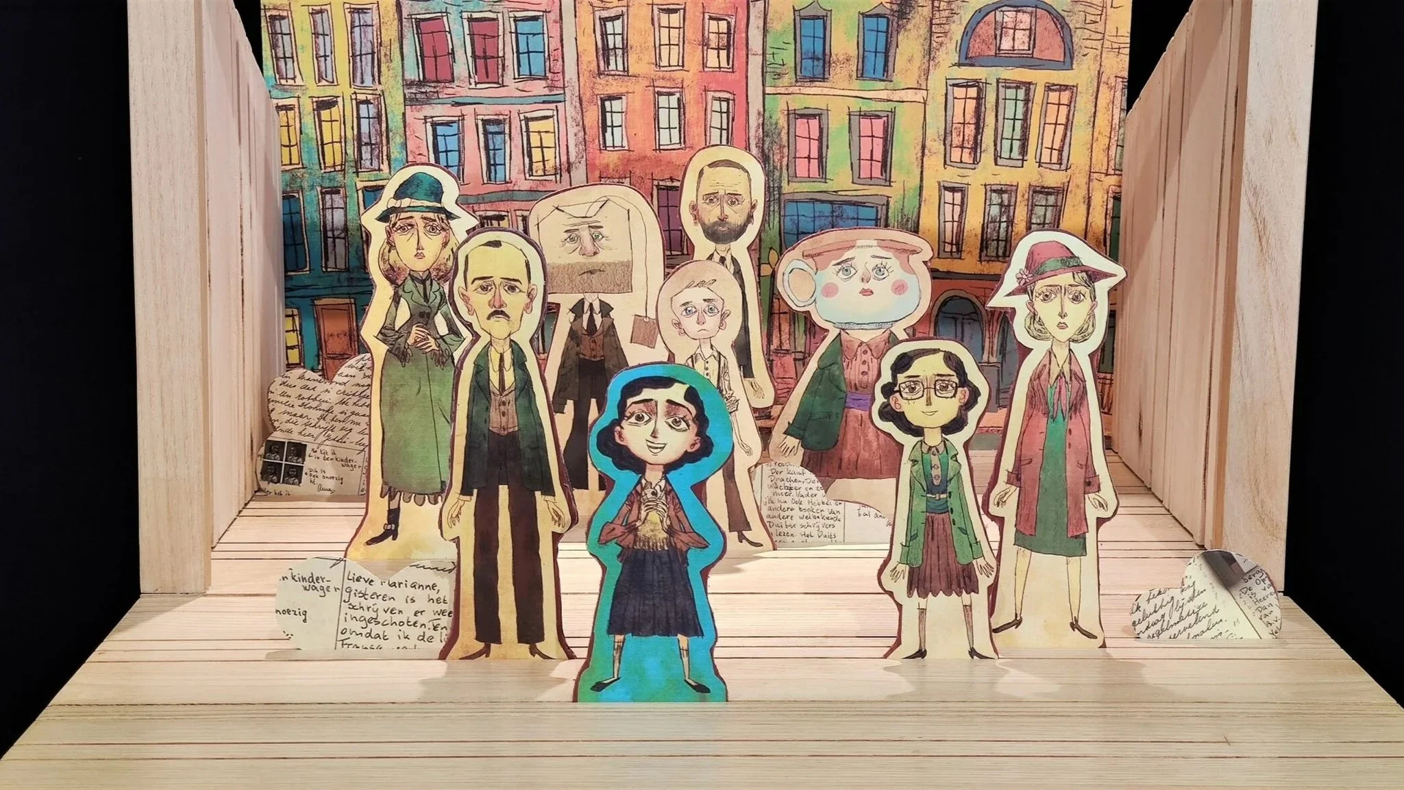 Sii gentile e abbi coraggio: la storia di Anna Frank per la rassegna Ci vuole un fiore - Famiglie a teatro