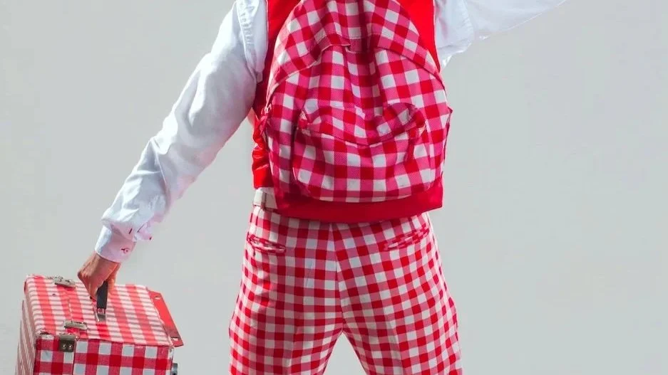 Love is in the air del poliedrico giocoliere Andrea Farnetani per la rassegna Germogli