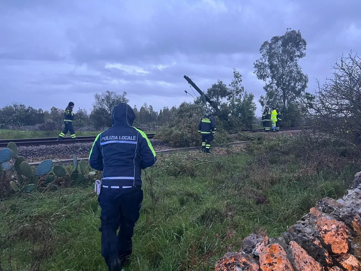 San Donato ferrovia tratto Galugnano.jpg