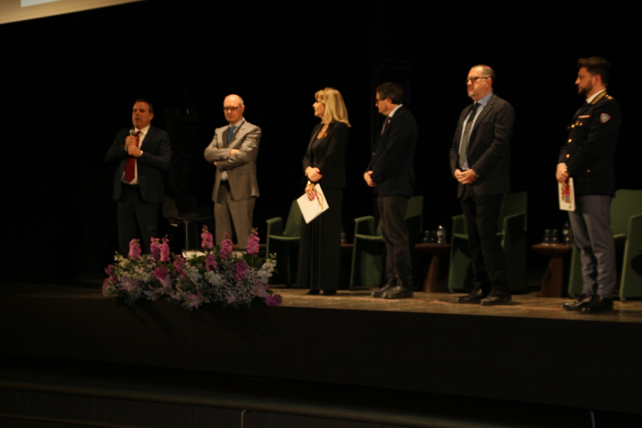 Il prezzo della droga: libertà perduta, vite spezzate e scelte sbagliate