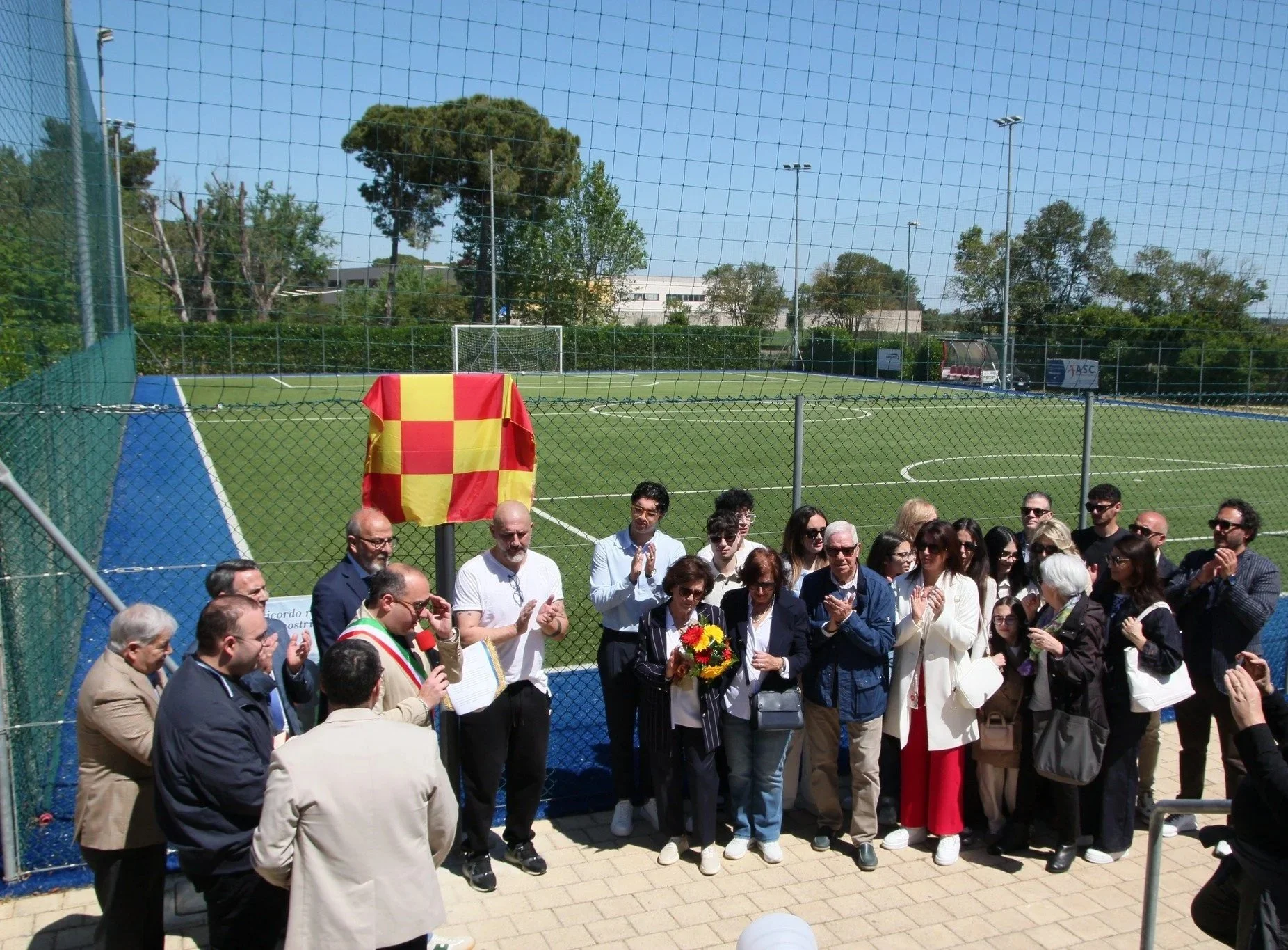 Dal calcio all’eternità: galatone incorona Nicola Tarantino