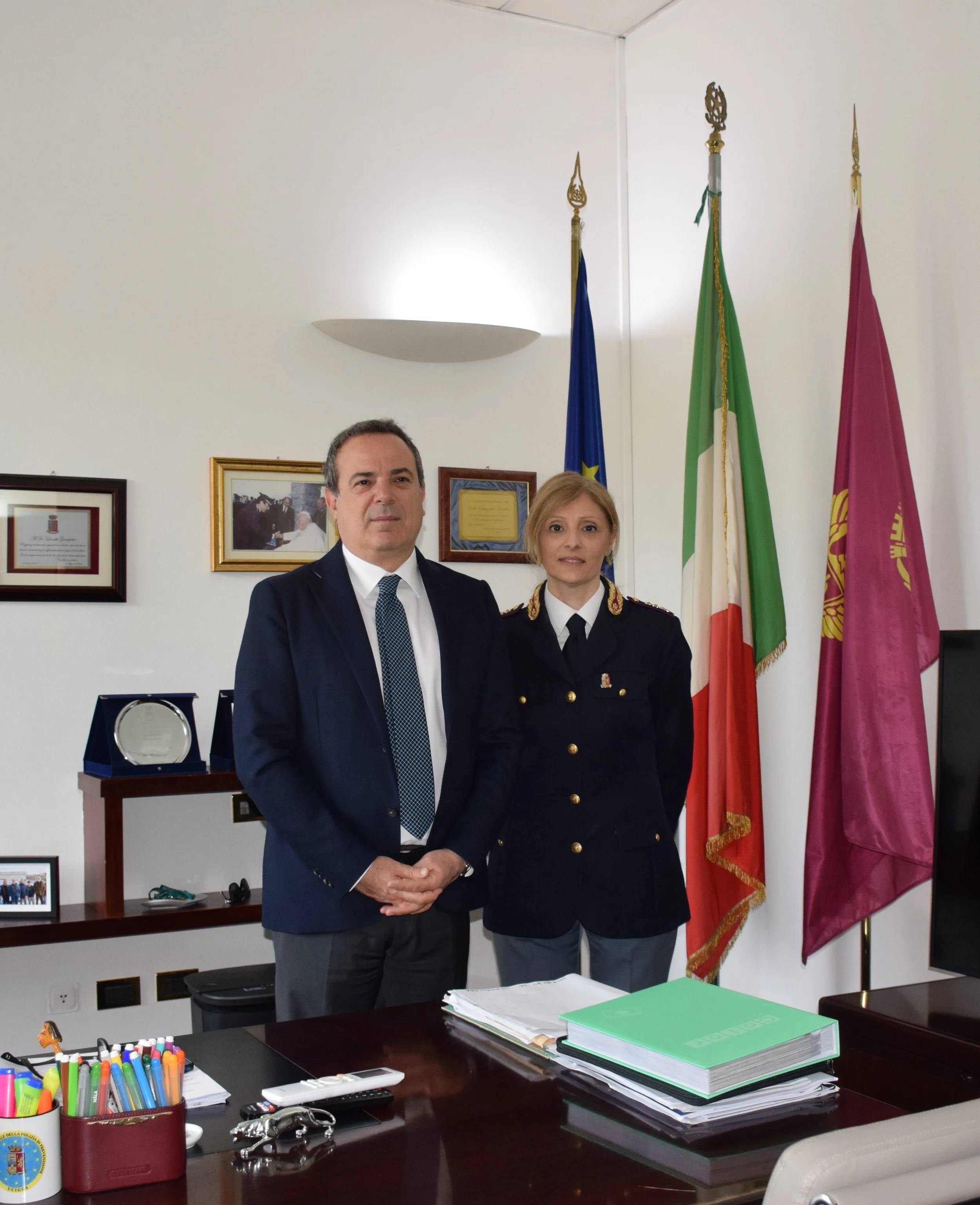 Questore e Dr.ssa Cundari.JPG