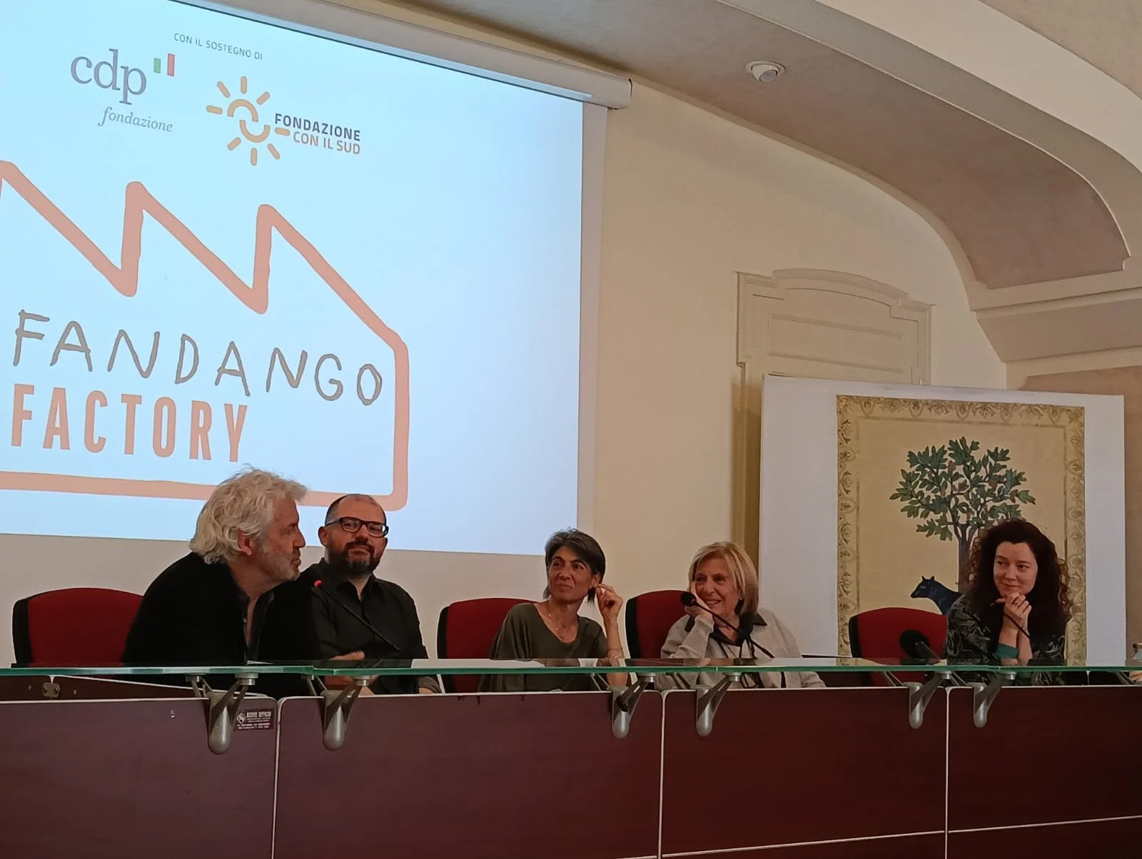 Presentato a Lecce il progetto “Fandango Factory”: nasce un Hub culturale diffuso per sostenere i giovani e valorizzare il patrimonio immateriale
