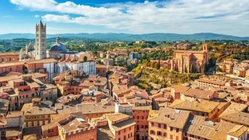 Siena suona con ME(I), seconda edizione: contest per artisti e band emergenti di Siena e Toscana, come partecipare e suonare prima di Morgan&nbsp;alla Fortezza di Siena