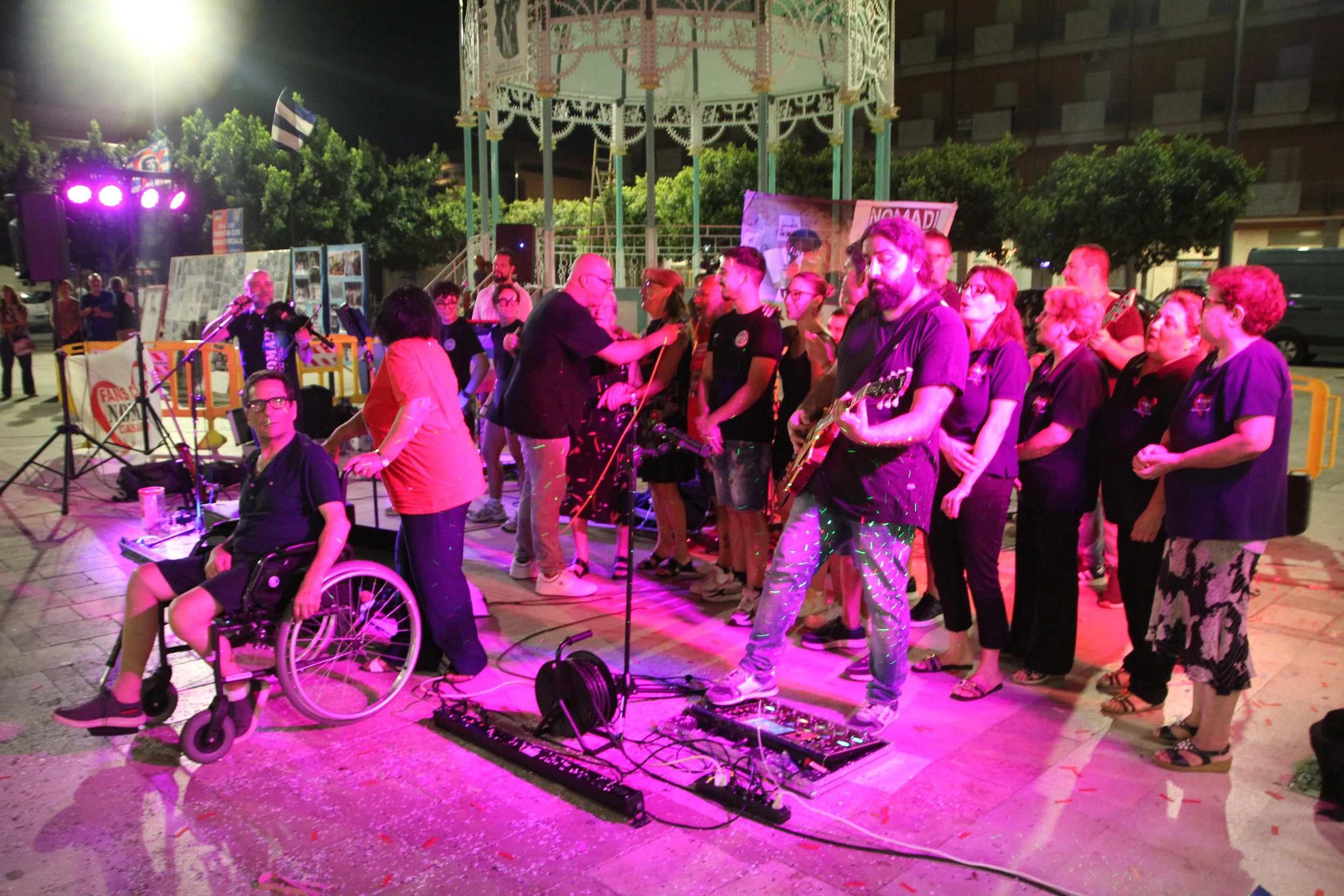 Quando la musica diventa memoria: a Calimera una notte dedicata a Massimo, agli amici e alla vita