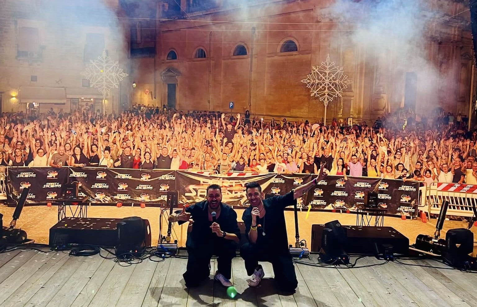 Il Party Salento Show Live sbarca a Oria in un viaggio musicale lungo oltre 50 anni