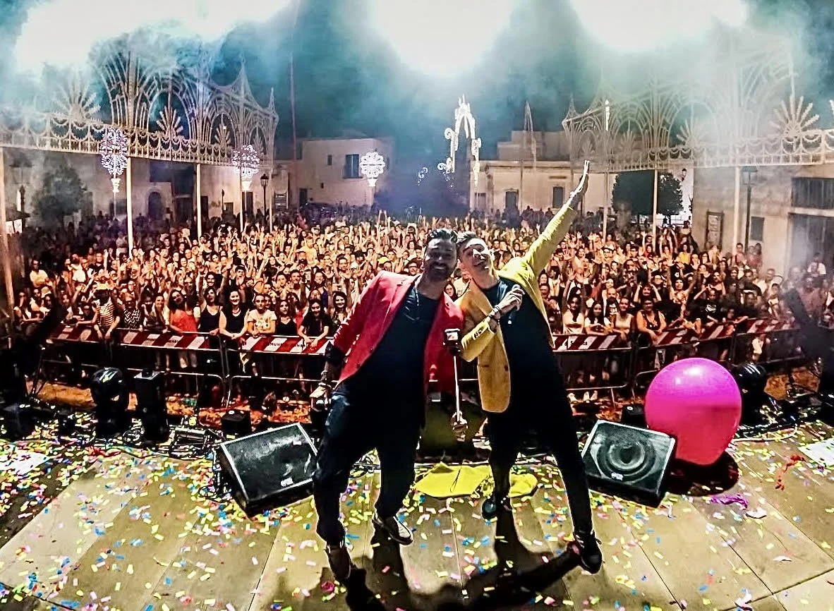 A SAN DONACIARRIVA LA MACCHINA DEL TEMPO MUSICALE&nbsp;DEL PARTY SALENTO SHOW LIVE