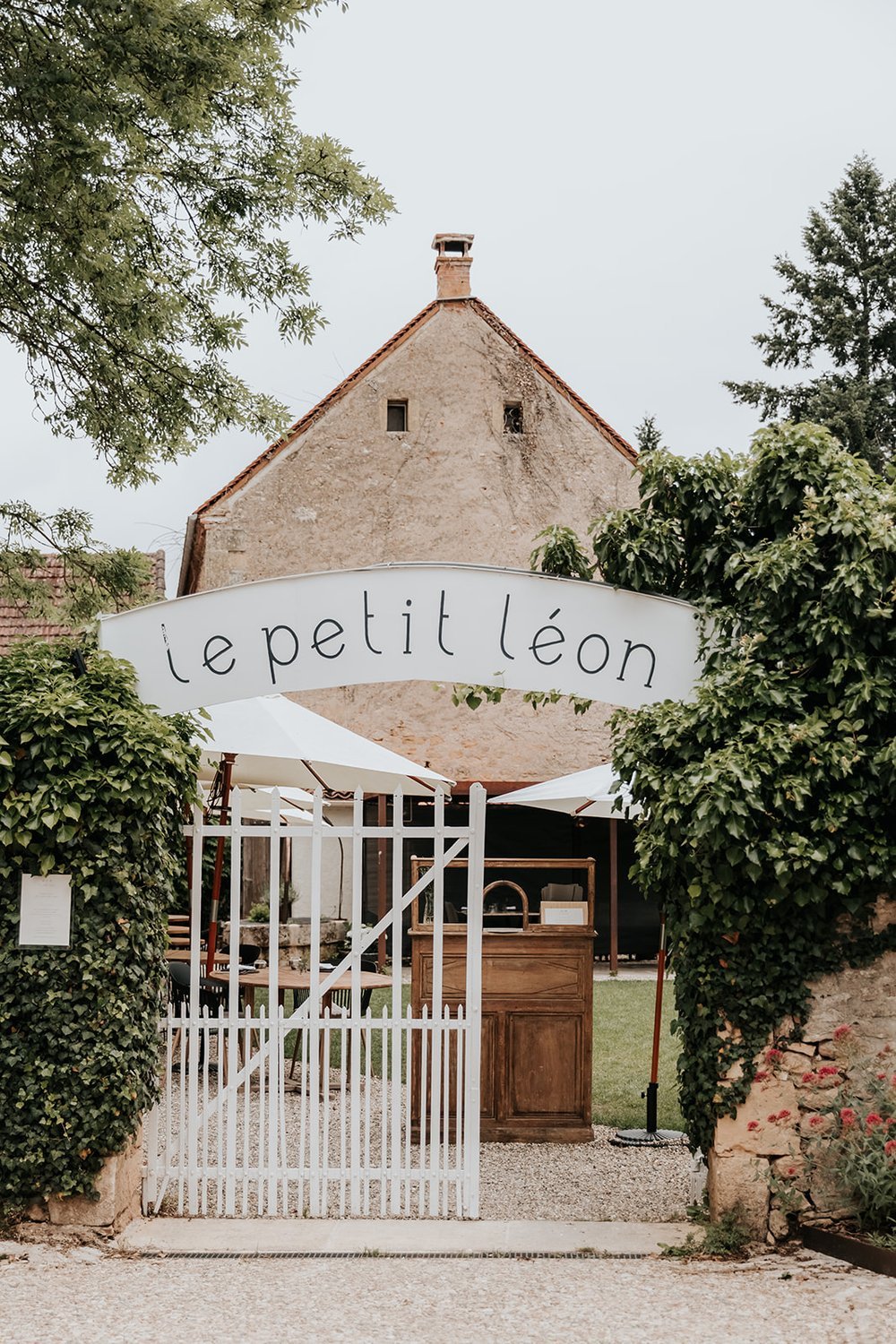 Le Petit Leon * 