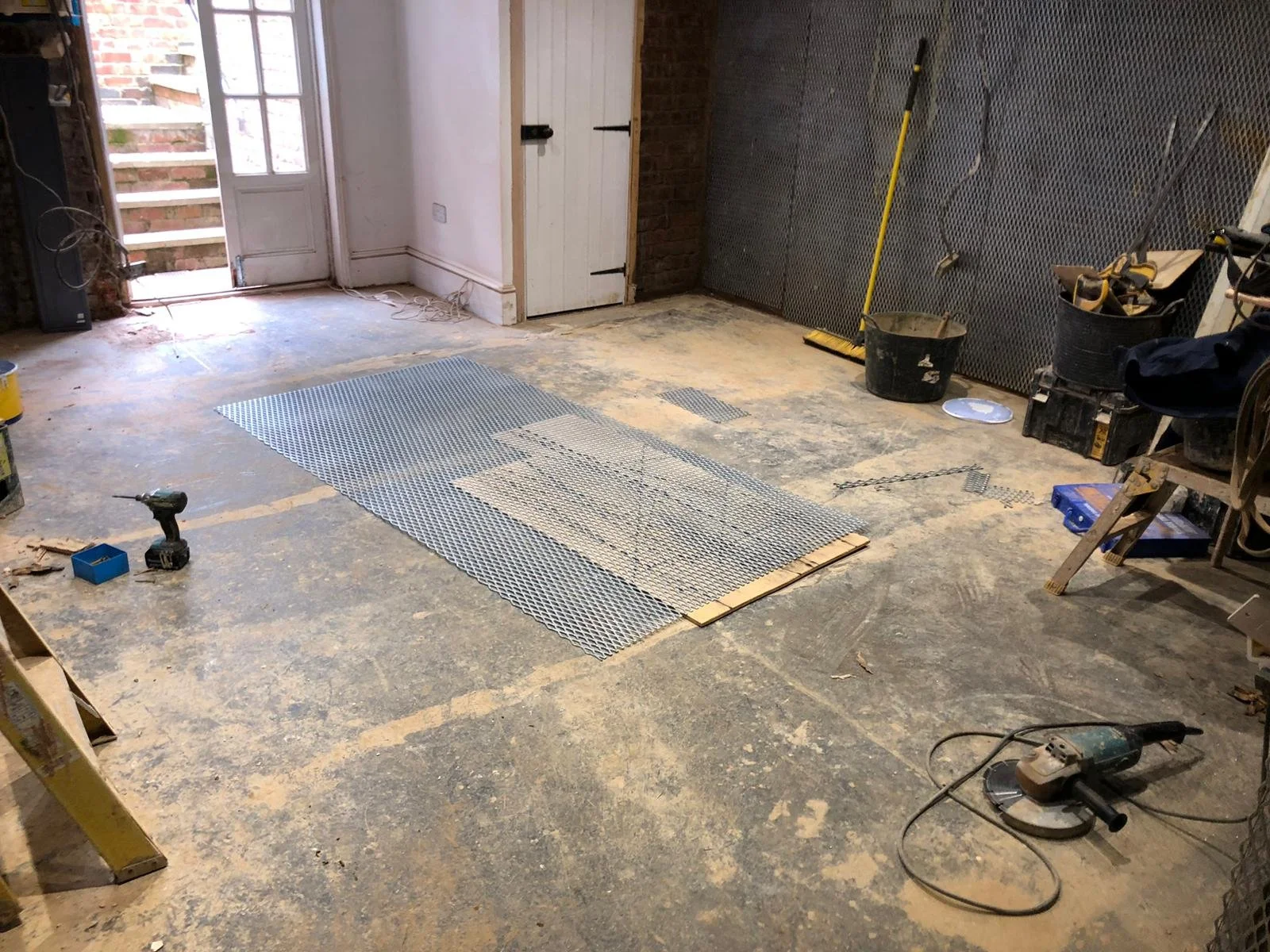 e40760f1-701d-4772-8186-959c9663b0c1.jpg