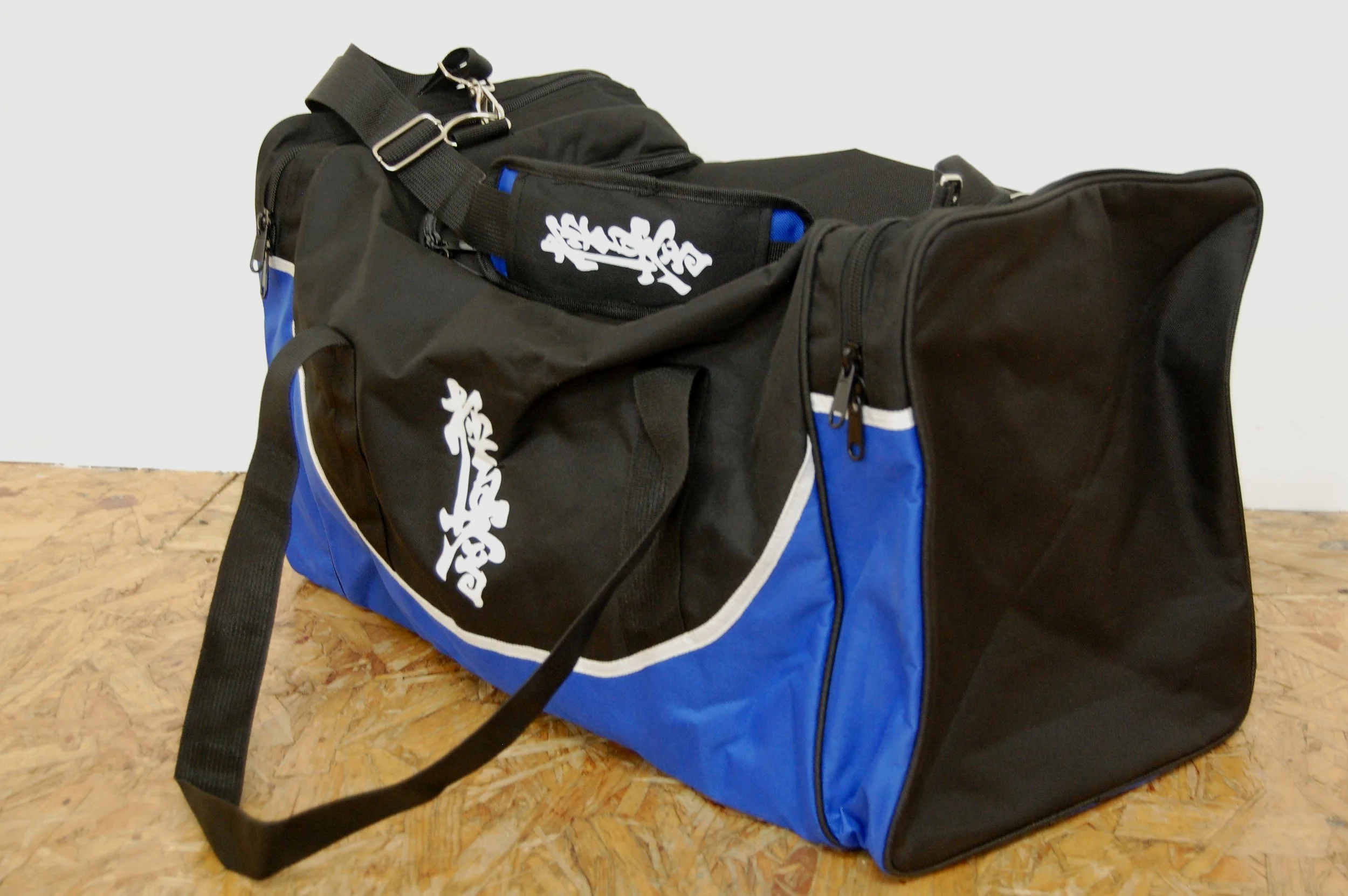 Karate Kyokushin kit bag/holdall