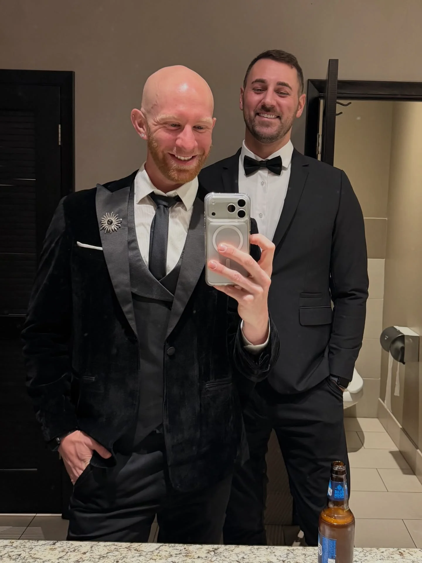 Words could never describe the amazing weekend I had with the life of the party @dontbemattaboutit celebrating @magsz93 and @epic_thread on their wedding day!!

Watching them join together in marriage was so emotional and joyful. From the first perso