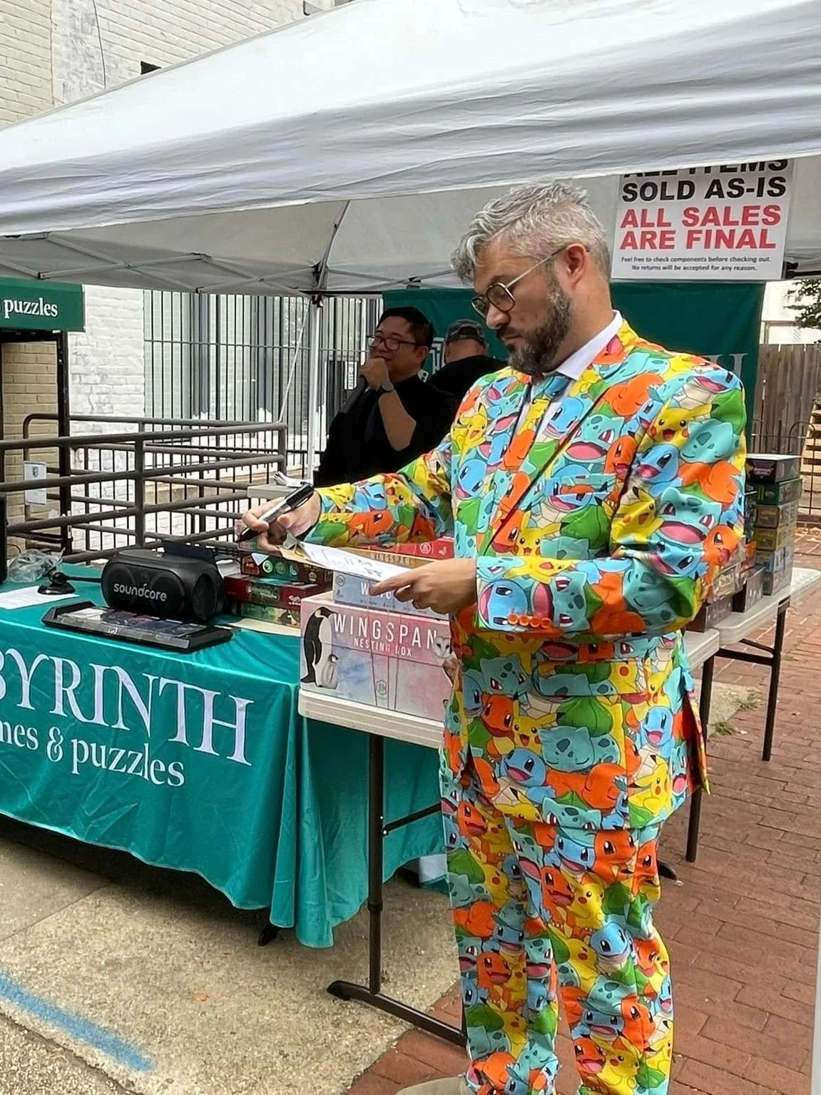 Auctioning at the Used Game Sale