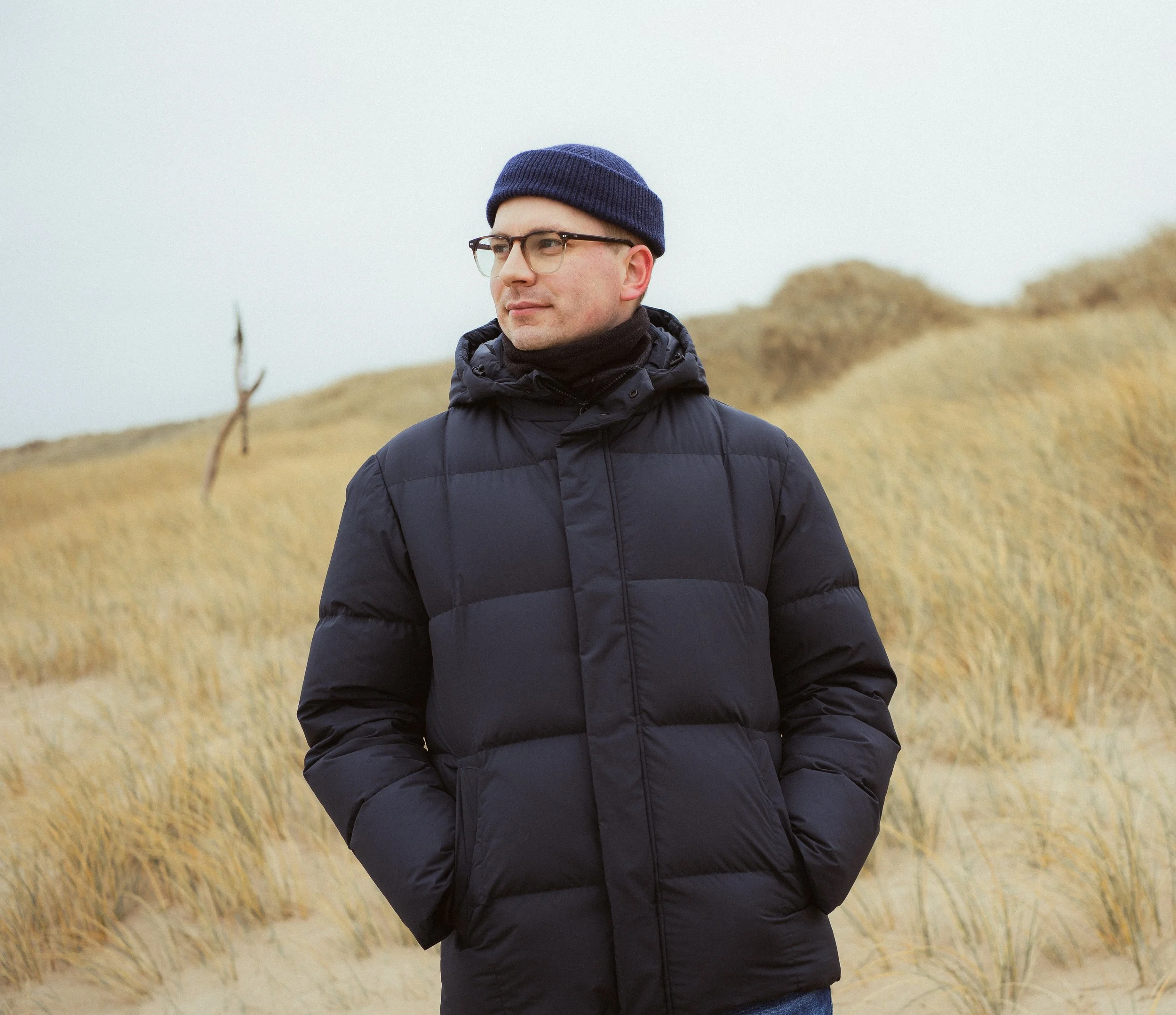Erfahre mehr über mich, meine Leidenschaft für die Fotografie und die Idee hinter “Schon schön hier”.