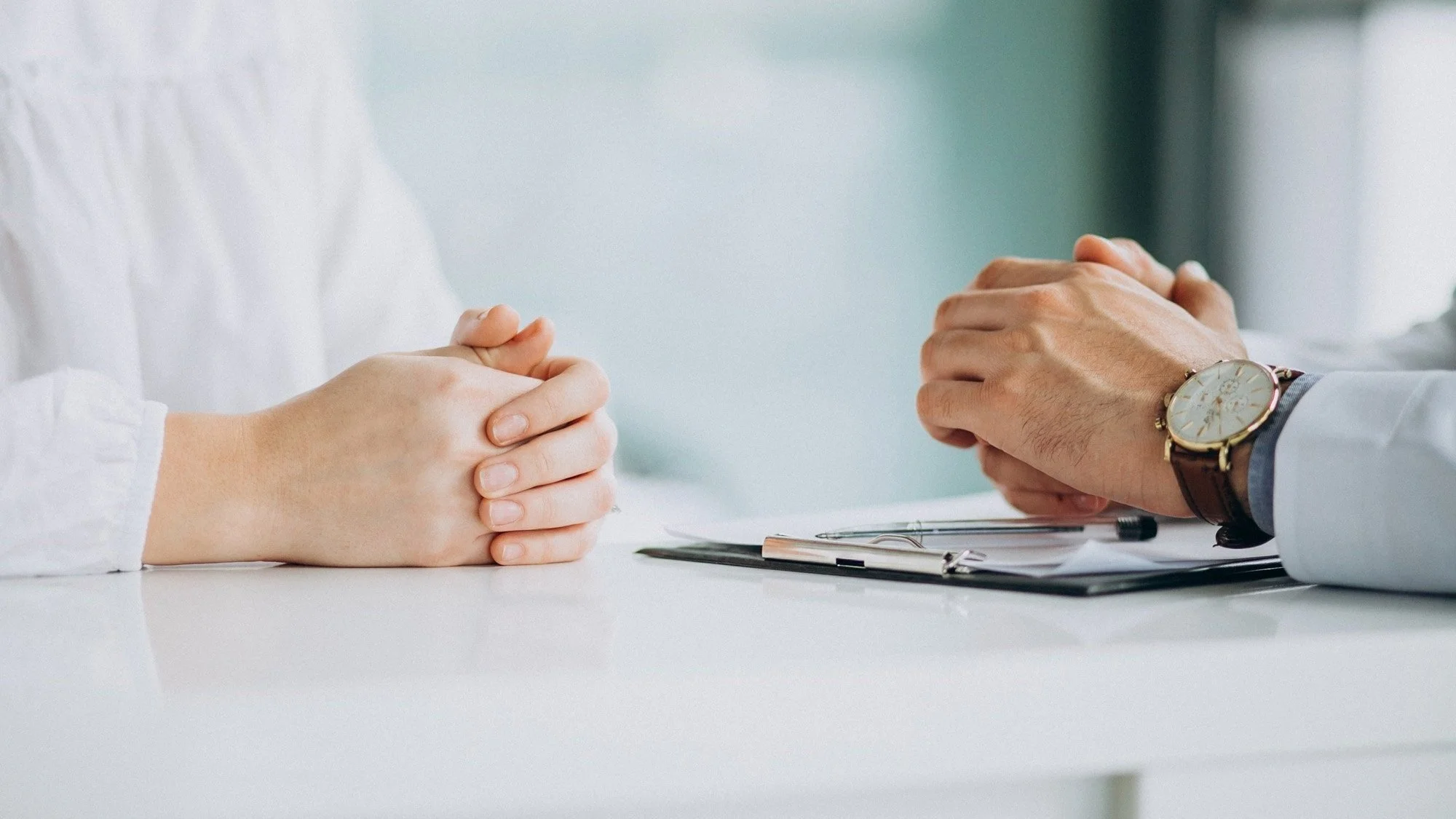 Generational transition in a family enterprise with senior and next-generation leaders