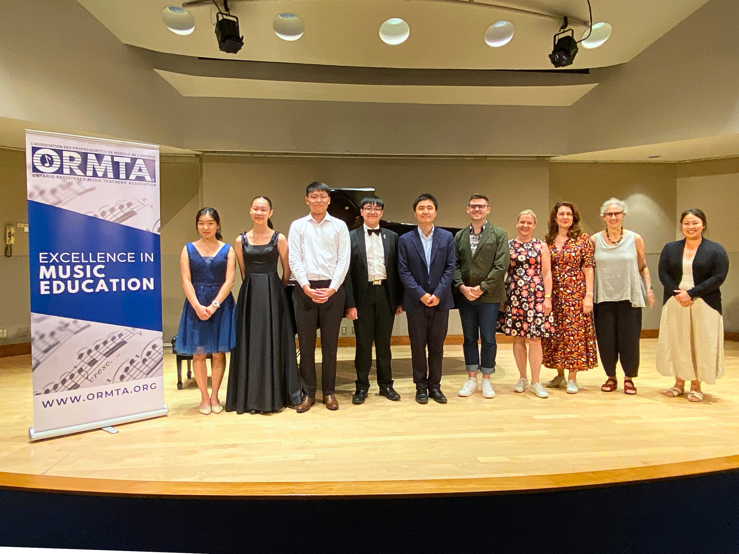 2024 Young Artist competitors, adjudicators and ORMTA Past President.