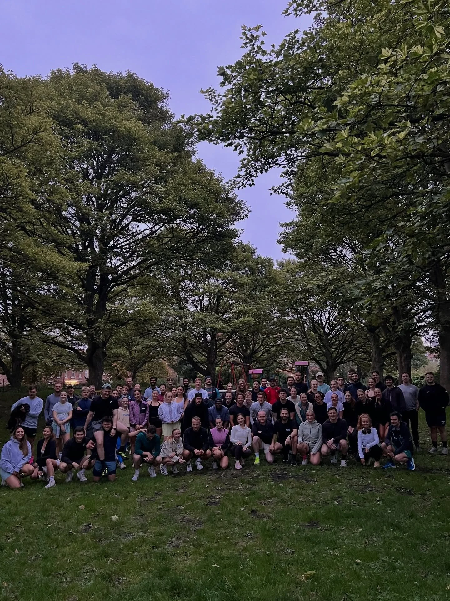Winter running, weren&rsquo;t ready for you 

Enjoying the colder Sunday mornings &amp; the darker Thursday nights now! 🤝

With the ultra &amp; Chester marathon &amp; metric ticked off the list, focus for the team now is Manchester half on Sunday 💨
