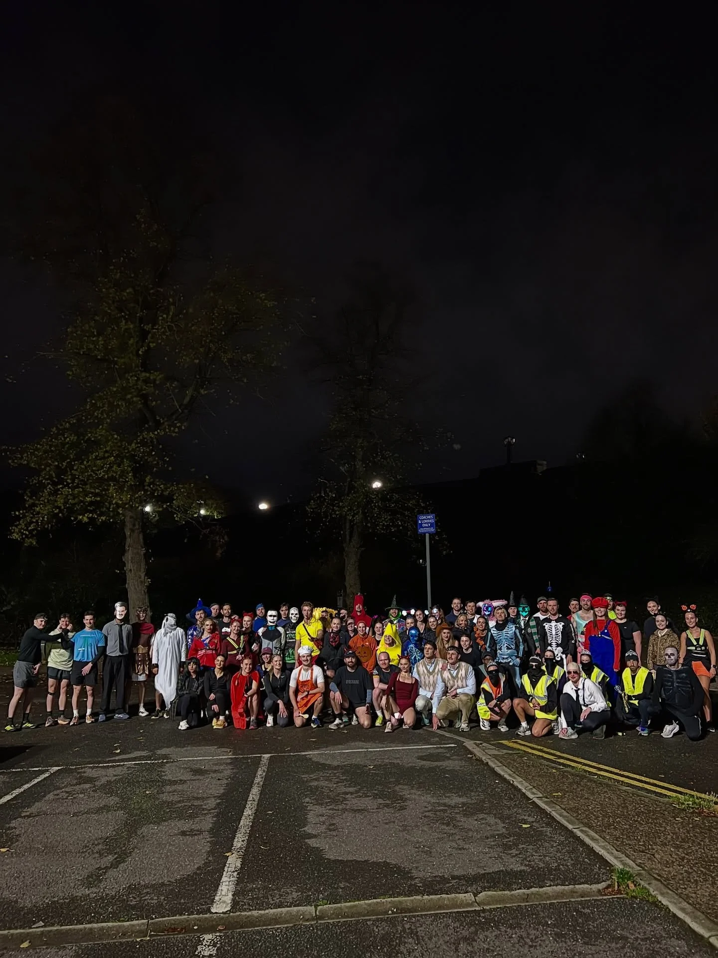 Happy Halloween hotties !!🎃👻

Love love LOVED the efforts that went into the costumes lastnight !! Makes us very proud to have such a good group of people around us ❤️&zwj;🔥

Biiig group of 74 lastnight in the dark and wind but somehow the dress u