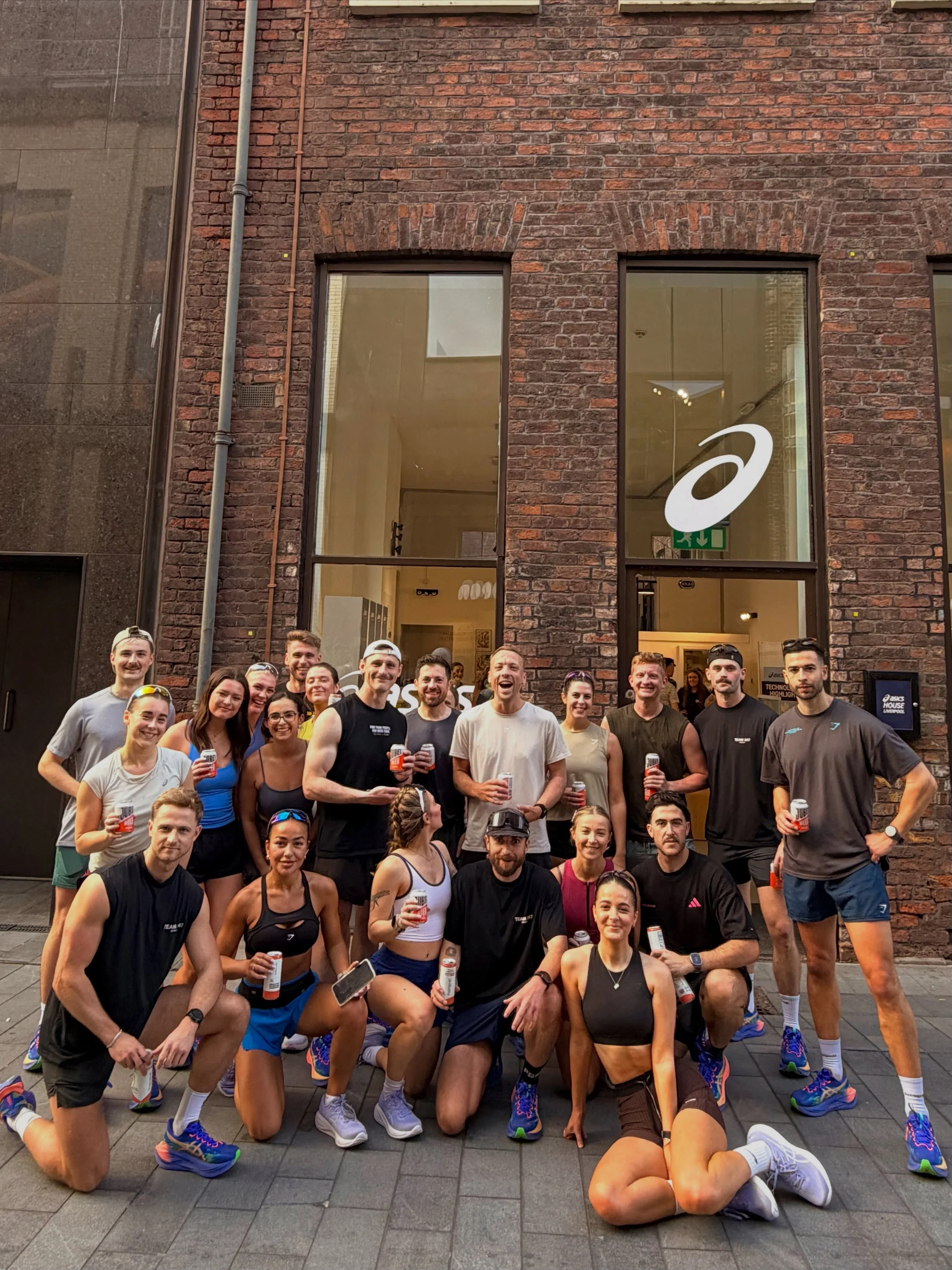 ASICS house Liverpool 🌀

What a lovely opportunity to share with our run club !! 

Lastnight we trialed Ascis super blasts &amp; gel nimbus around the streets of Liverpool for a 5k in the sunshine
Followed up by a post run social with @jubelbeer @pu