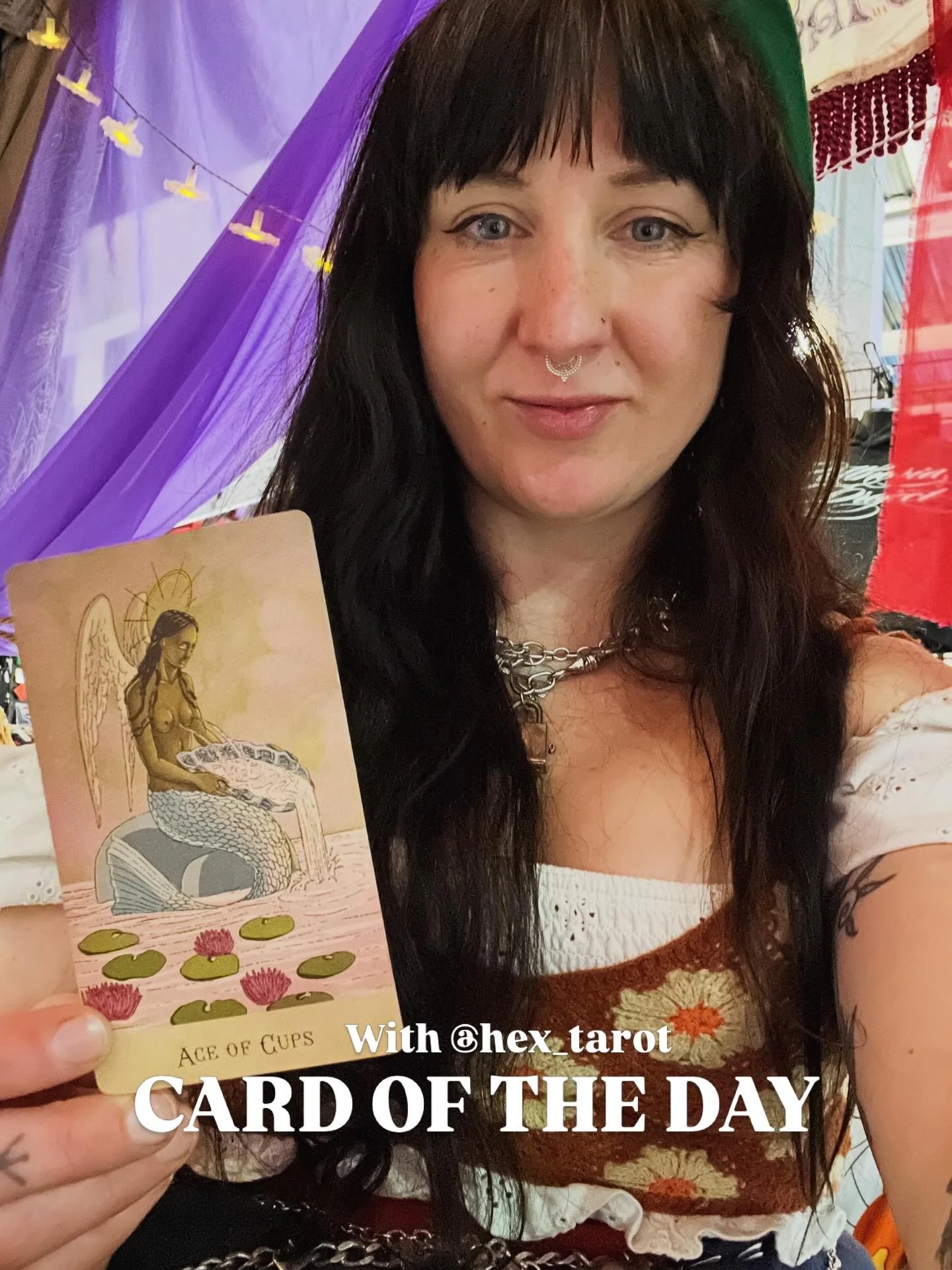 Ace of cups asks us to embrace feeling-no processing needed. This card encourages us to be present. To rest in the space between thought and action. To rest with love.
~
reminiscent of  the star card, this Ace of cups pours an offering from Venus she