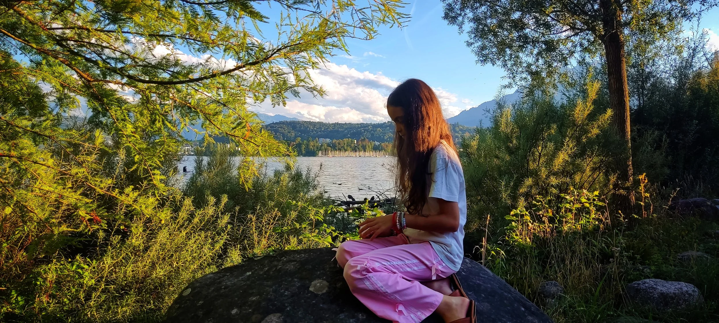 The Wonderful Things That Can Fit into a Single Day A photographic diary · Lucerne, Switzerland · September 2026 Mithea D. © 2026