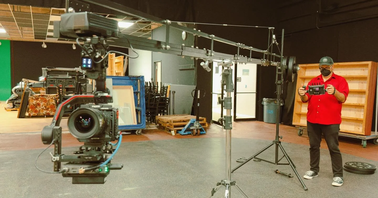 Camera build and test with the infamous Tuna! The studio is abuzz with activity as we barrel toward production! 

#TreasureStateStudios #DreamFactory #MagicFactory #MontanaDreamFactory #MontanaMagicFactory #MovieMagic #ShootMontana #MontanaFilm #Miss