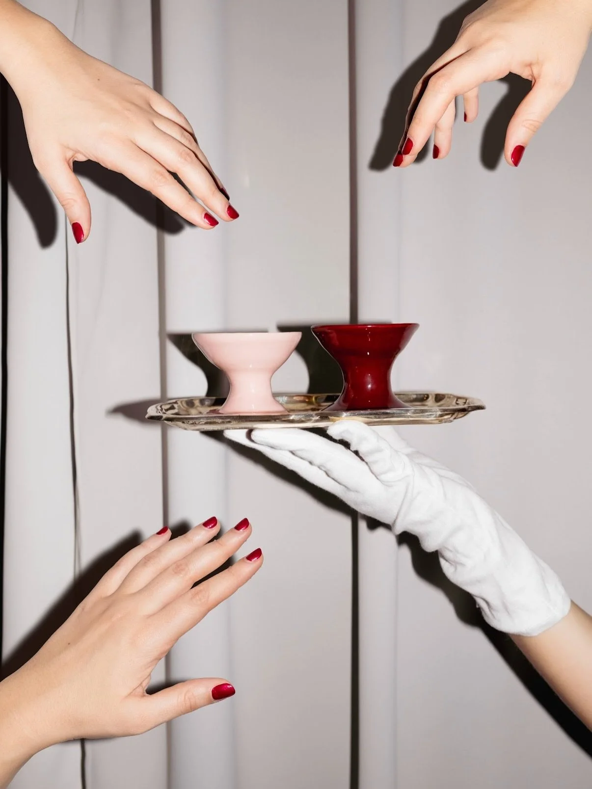 a table becomes a place of connection when we gather.
the share collection was born from that feeling: to share memories, share food, share love💌

hand-built pieces made to live between people

12.12 &bull; shop now via link in bio 🌀

beautiful pho