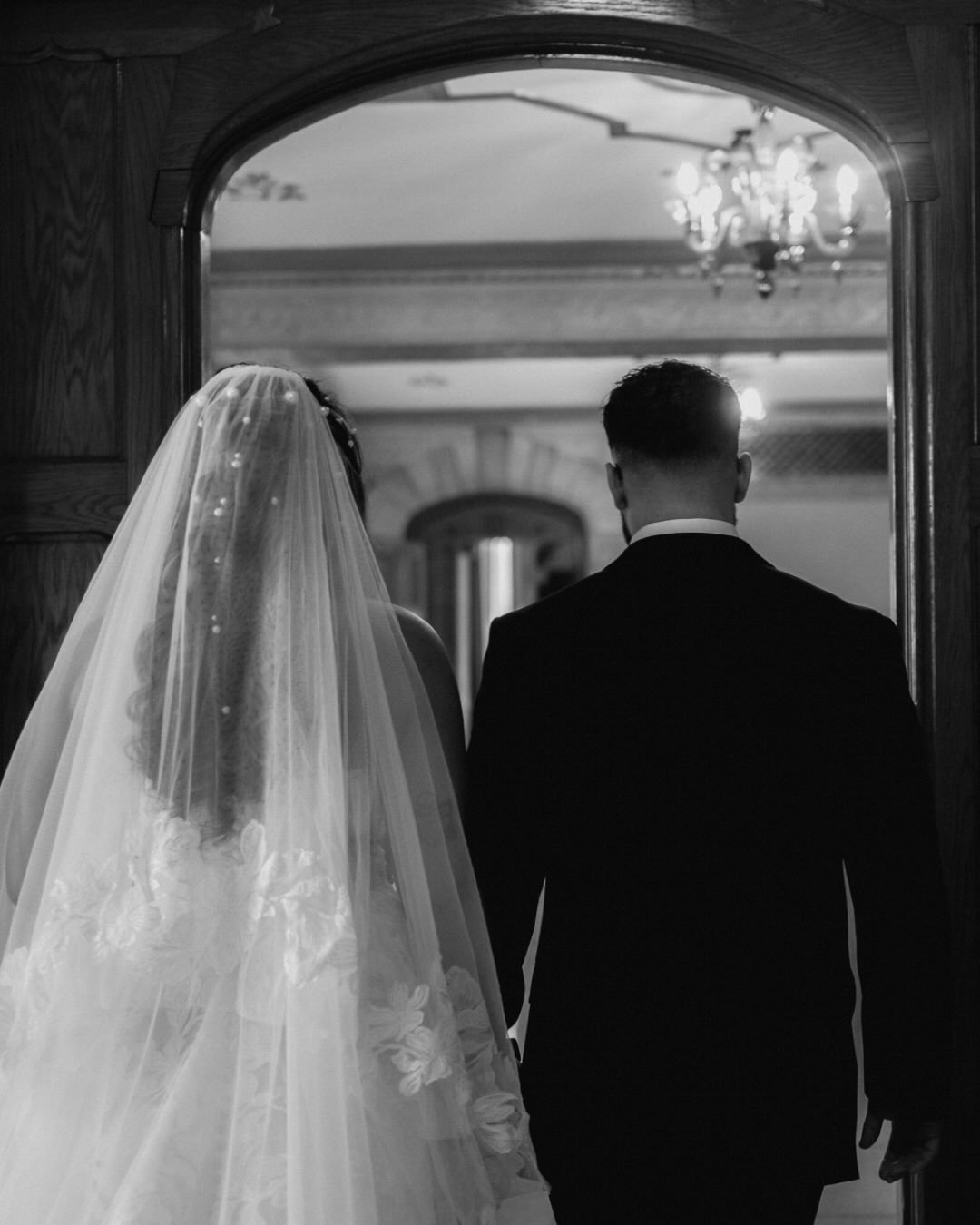 Sydney + Zeyad | our fist wedding of the year was so beyond special. These two have the most profoundly beautiful connection and we are incredibly honored to have shared this time with them. Also, such a lovely team! Planning - @alleventsplanned Venu