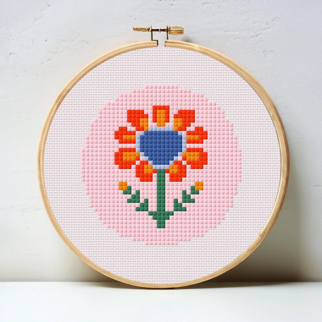 Scandi Flower in Hoop (2).jpg