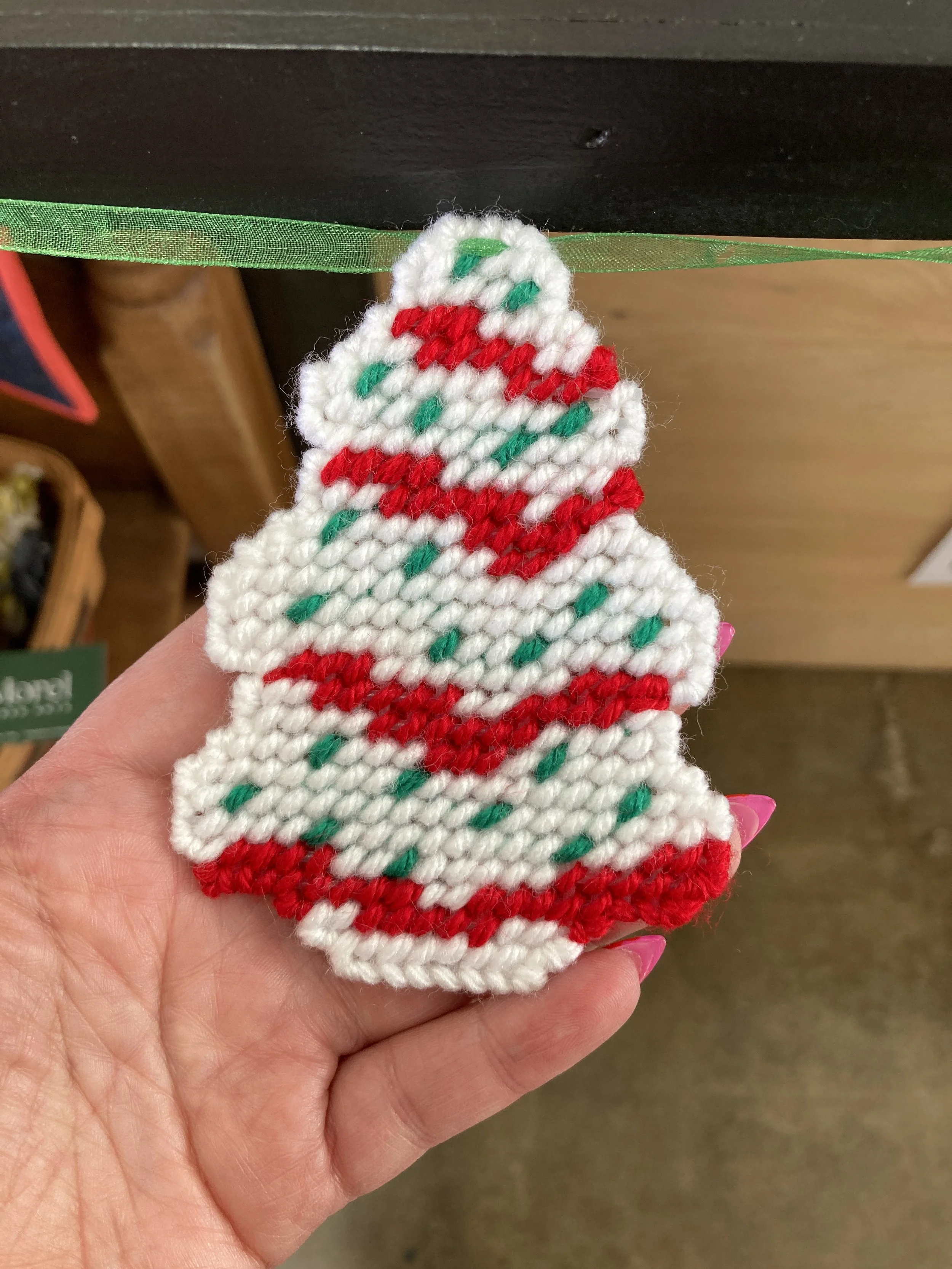 Sat 7/25, Christmas in July Needlepoint Ornament Make & Take! 10a-12p